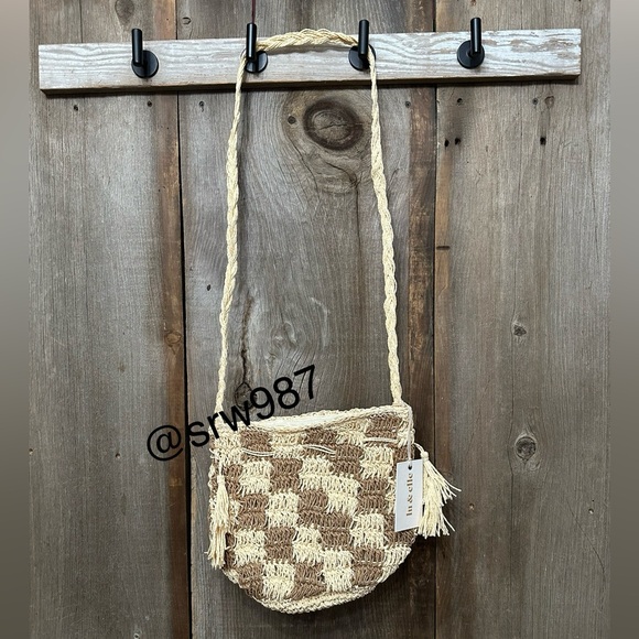 lu & elle Handbags - Lu & Elle The Sundrift Tassel Bucket Bag Handwoven Natural Tones Checkered